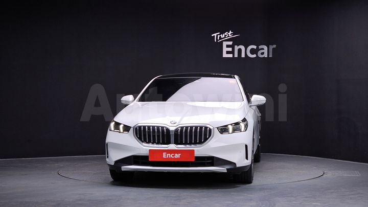 BMW 5 Series 2025 — 3