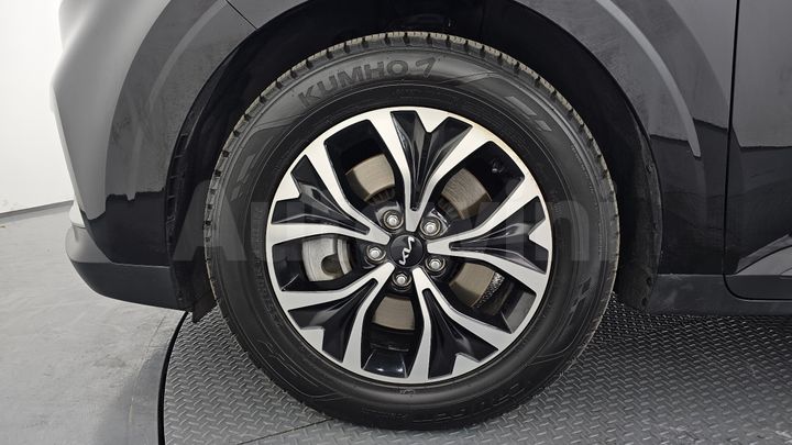 Kia Carnival 2023 — 5
