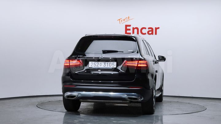 Mercedes Benz GLC Class 2019 — 4