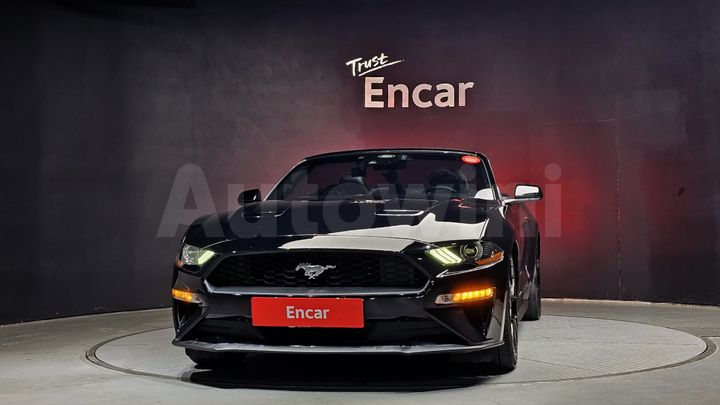 Ford Mustang 2021 — 3