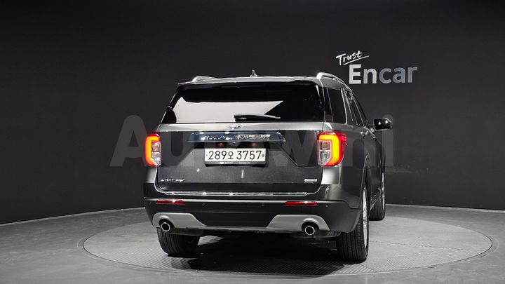 Ford Explorer 2020 — 4