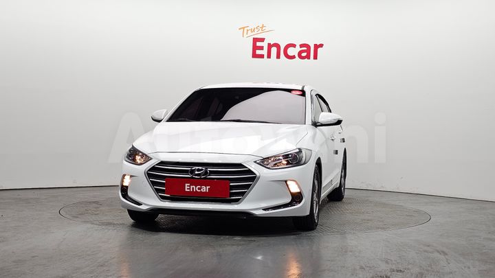 Hyundai Avante 2017 — 3