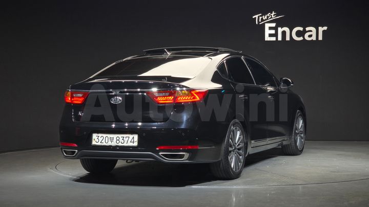 Kia K7 2016 — 2