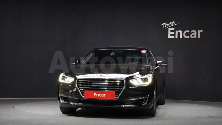 Genesis EQ900 2018 — 3
