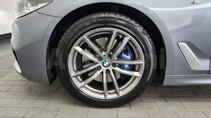 BMW 5 Series 2018 — 5