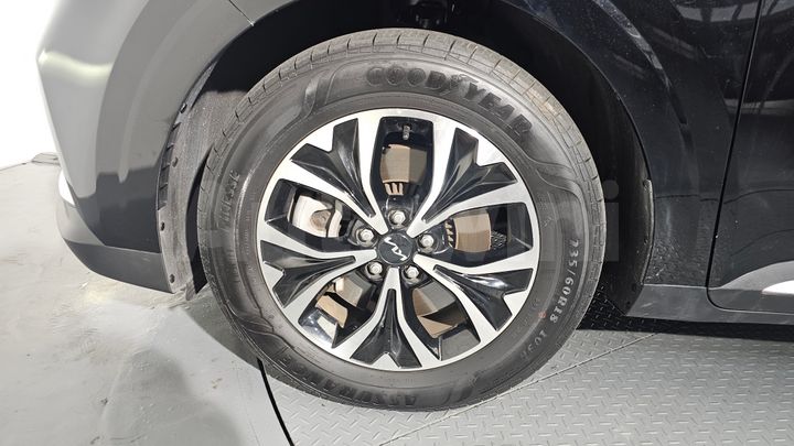 Kia Carnival 2023 — 5