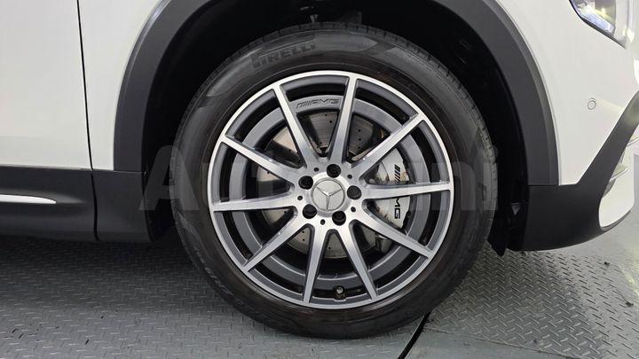 Mercedes Benz GLB Class 2023 — 5