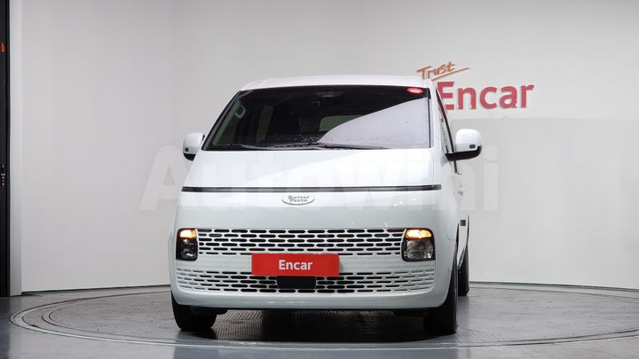 Hyundai Staria 2022 — 3