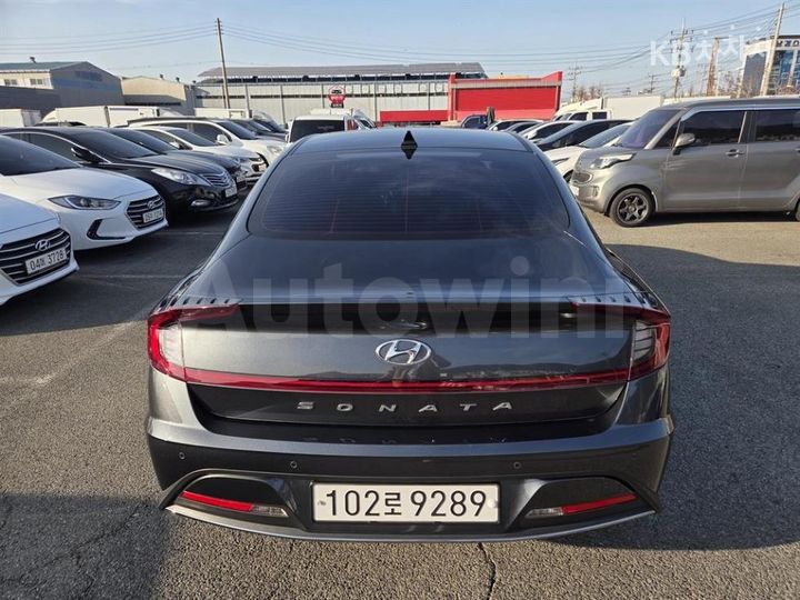 Hyundai Sonata 2021 — 3