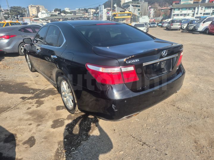 Lexus LS 2009 — 4