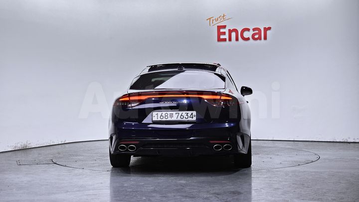 Kia Stinger 2018 — 4