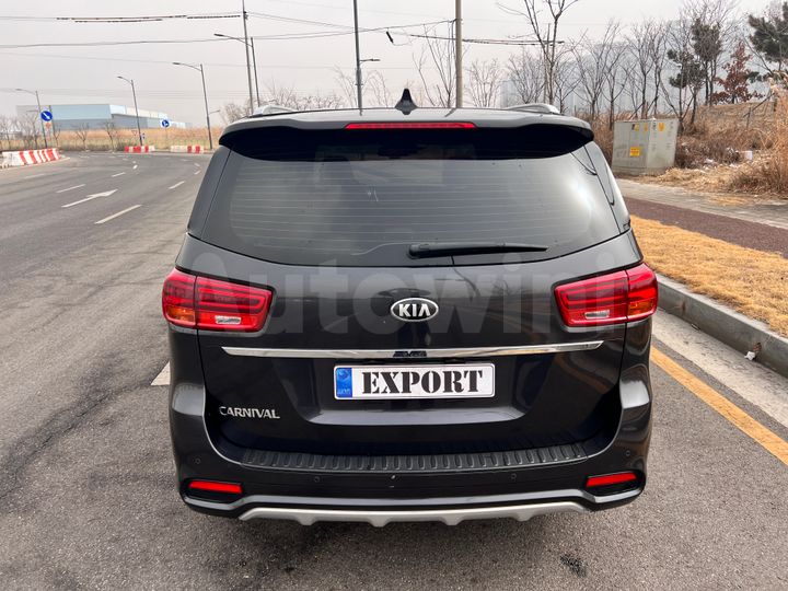 Kia Carnival 2019 — 5
