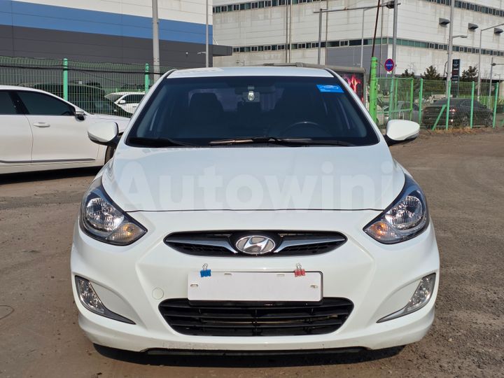 Hyundai Accent 2014 — 2
