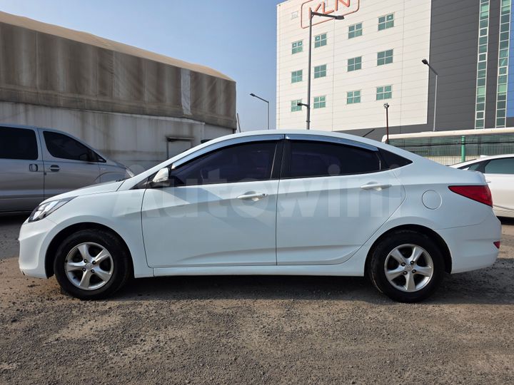Hyundai Accent 2014 — 3