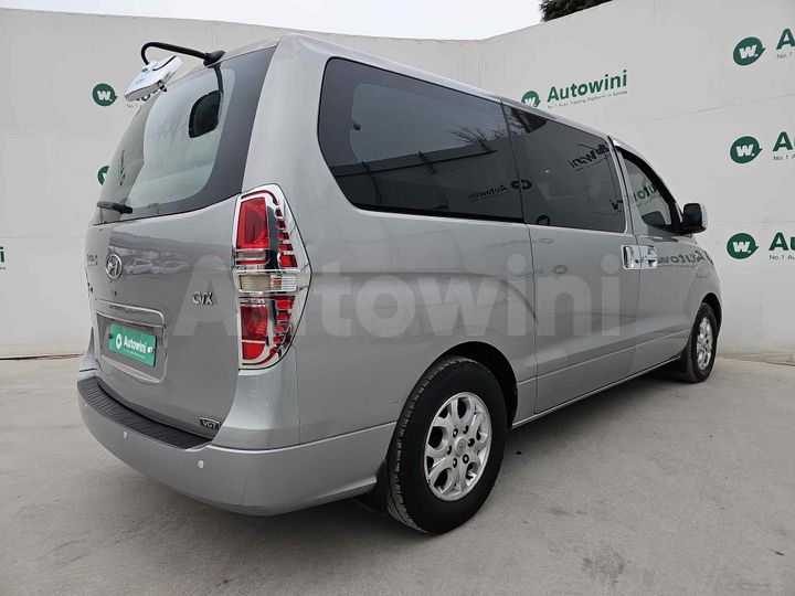 Hyundai Starex 2011 — 5