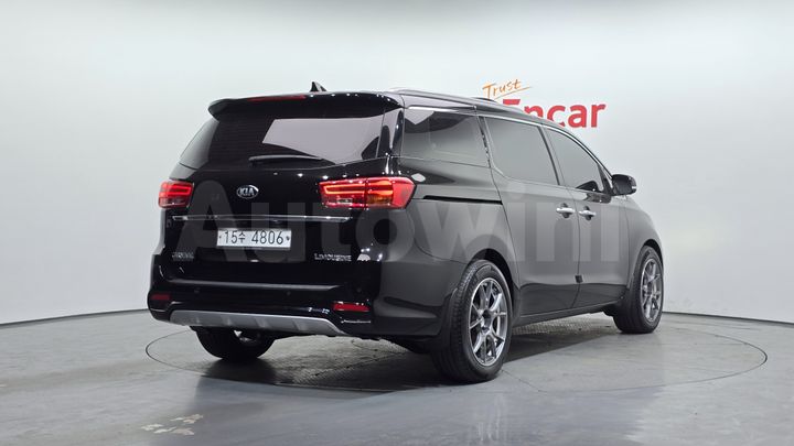 Kia Carnival 2019 — 2
