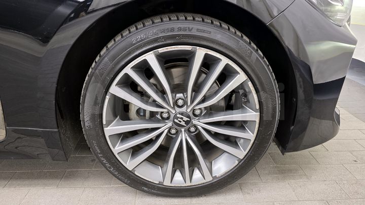 Kia Stinger 2020 — 5