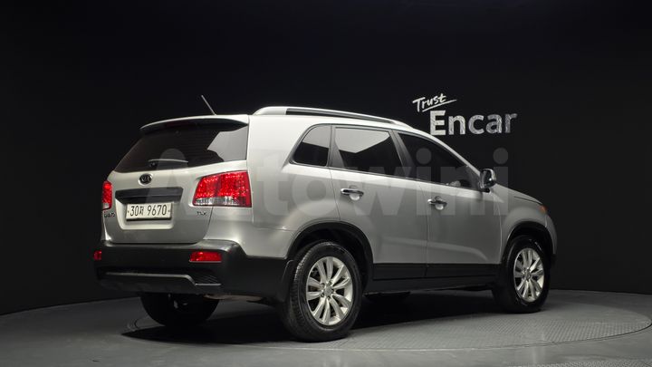 Kia Sorento 2010 — 2
