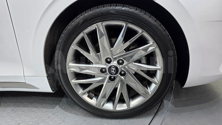 Hyundai Grandeur 2022 — 5