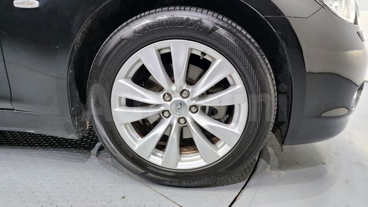 Infiniti M 2011 — 5