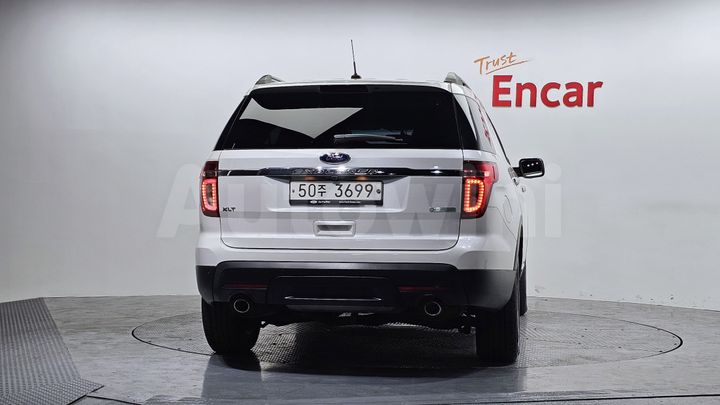 Ford Explorer 2015 — 4