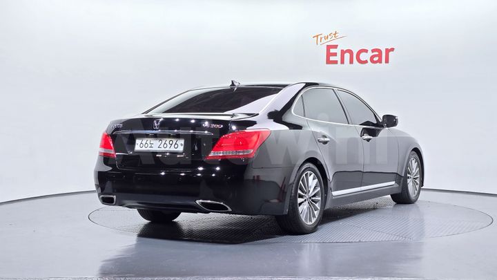 Hyundai Equus 2013 — 2