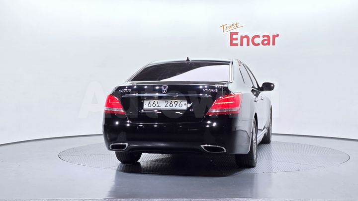Hyundai Equus 2013 — 4