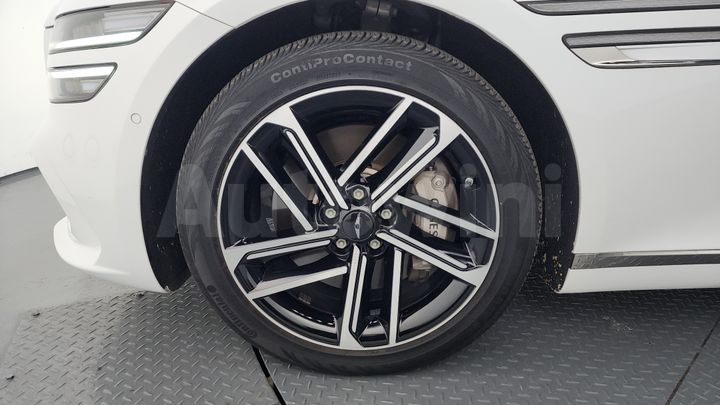 Genesis G80 2025 — 5