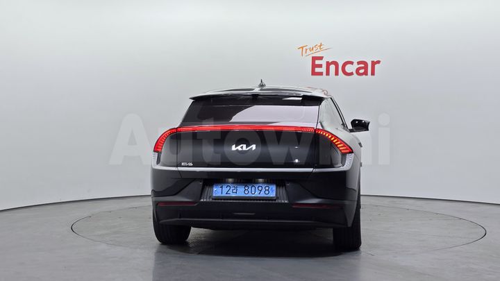 Kia EV6 2022 — 4