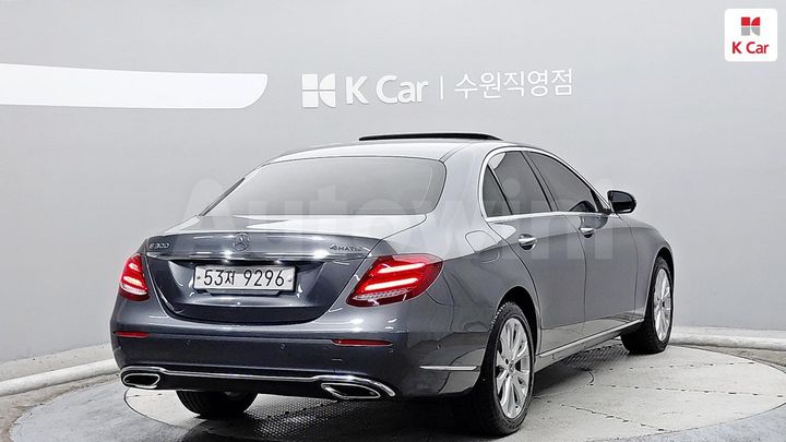 Mercedes Benz E Class 2018 — 4