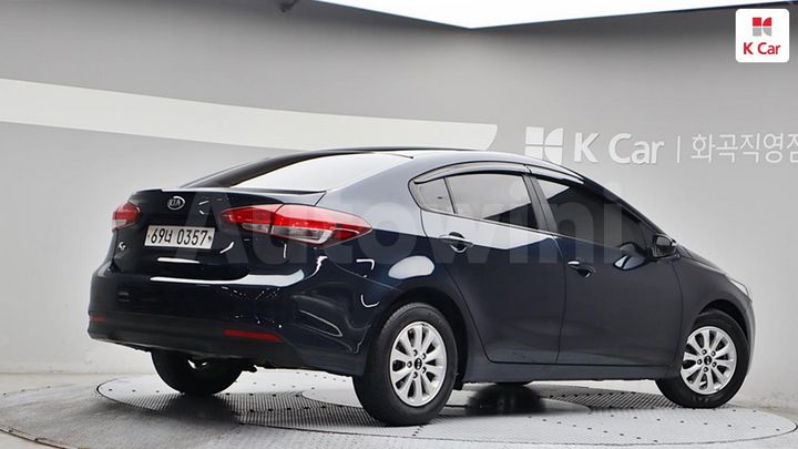 Kia K3 2017 — 4