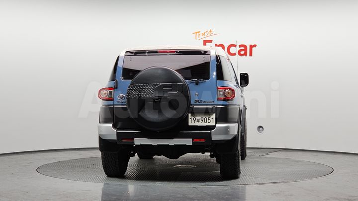 Toyota FJ Cruiser 2014 — 4