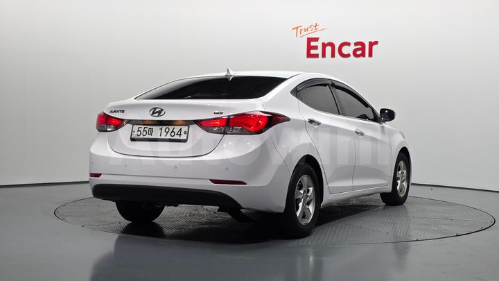 Hyundai Avante 2014 — 2
