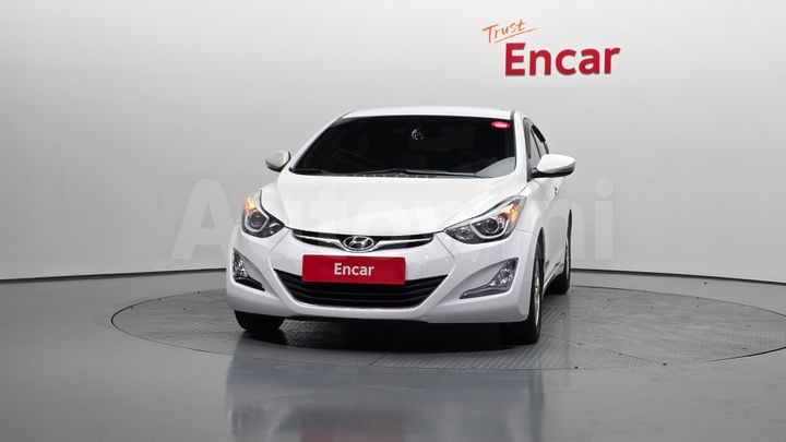 Hyundai Avante 2014 — 3