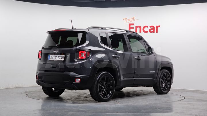 Jeep Renegade 2022 — 2