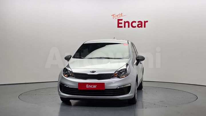 Kia Pride 2015 — 3
