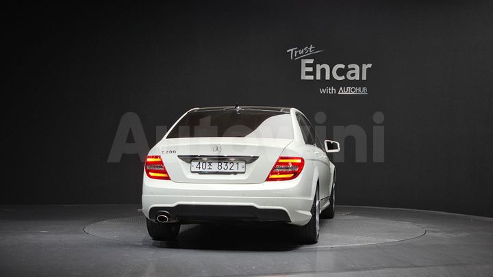 Mercedes-Benz C Class 2012 — 4