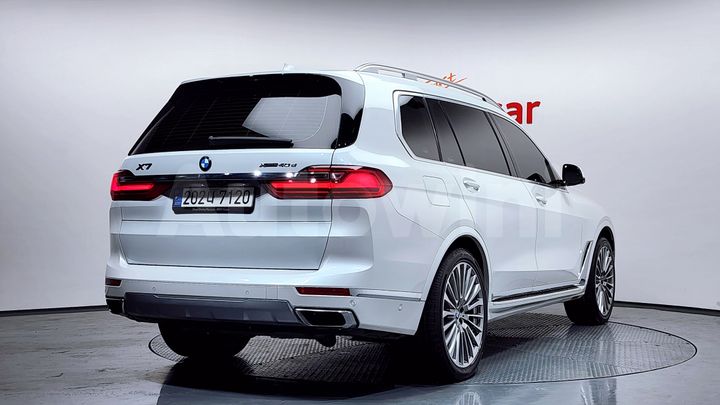 BMW X7 2022 — 2