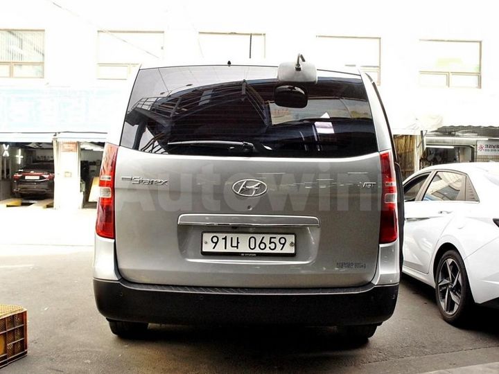 Hyundai Starex 2019 — 3