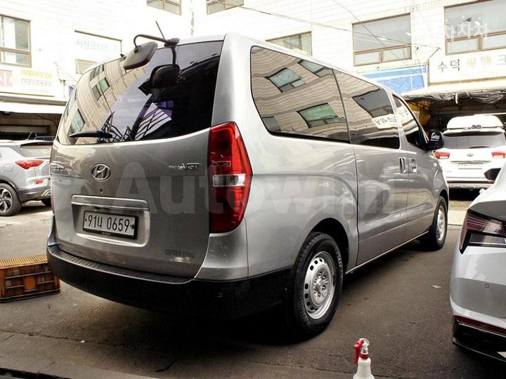 Hyundai Starex 2019 — 4