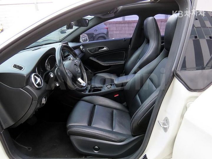 Mercedes Benz CLA Class 2016 — 5