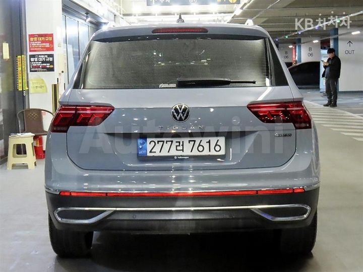 Volkswagen Tiguan 2021 — 5