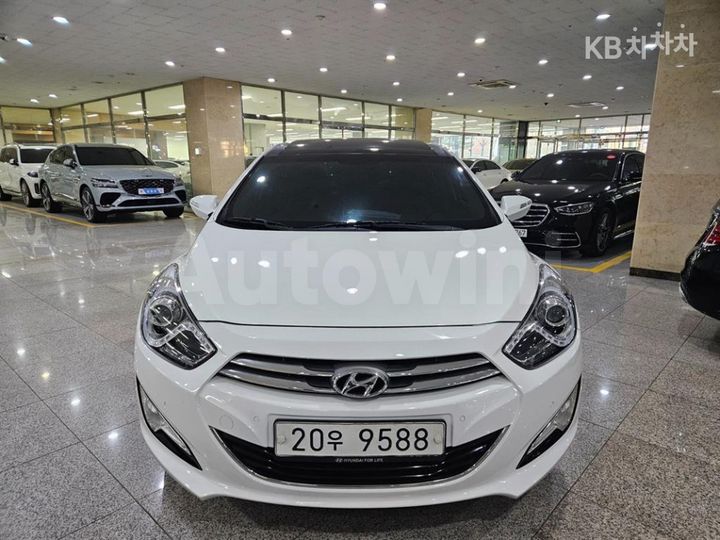 Hyundai i40 2012 — 2