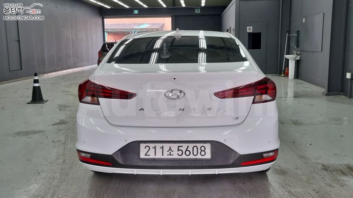 Hyundai Avante 2019 — 4