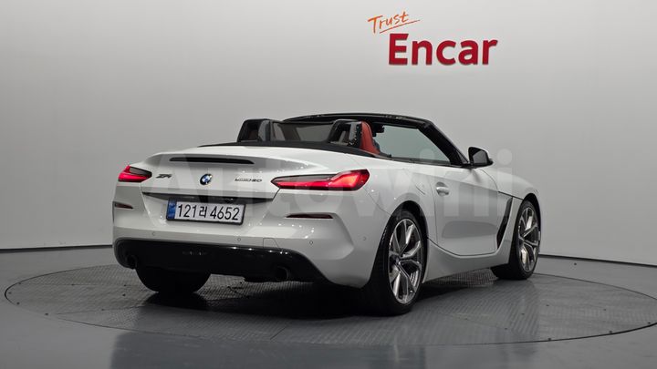BMW Z4 2021 — 2