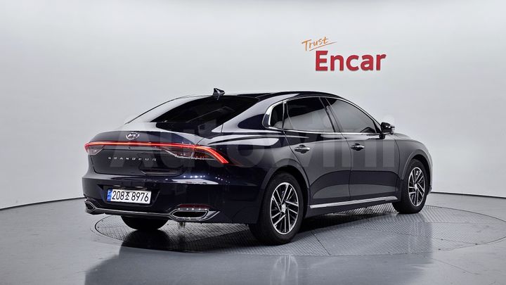 Hyundai Grandeur 2022 — 2