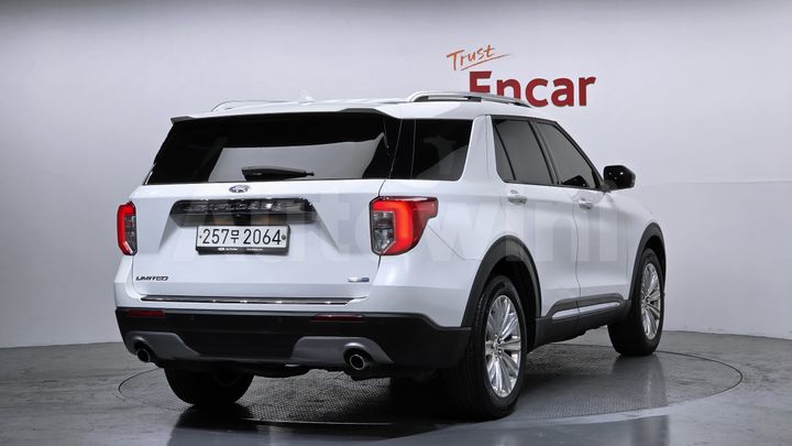 Ford Explorer 2020 — 2