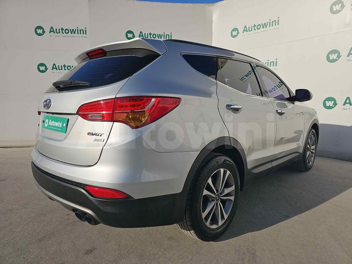 Hyundai SantaFe 2015 — 5