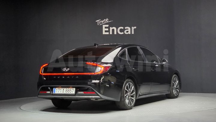 Hyundai Sonata 2023 — 2