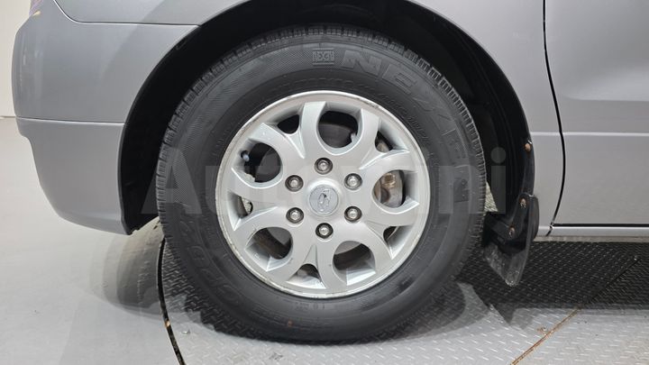 Hyundai Starex 2011 — 5
